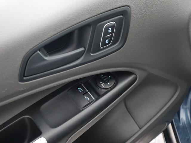 Ford TRANSIT CONNECT 1.5 EcoBlue L2 120pk (NL-Auto / LM Winterset / Limited pakket / Camera / Navi / Carplay)