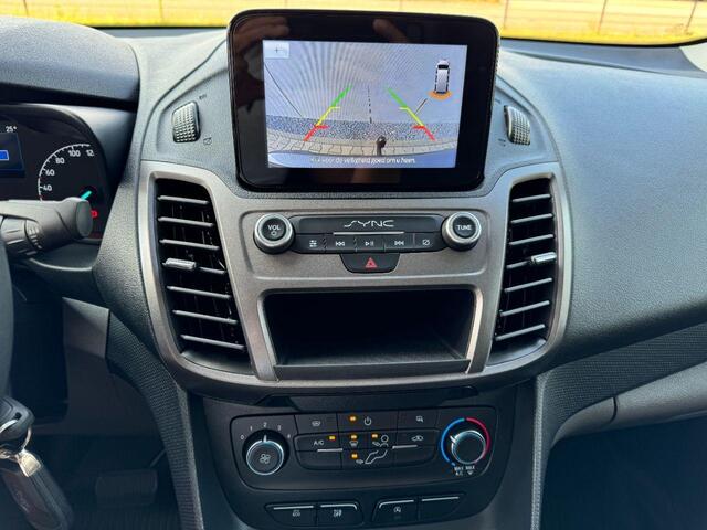 Ford TRANSIT CONNECT 1.5 EcoBlue L2 Trend | 100pk | Navigatie | Stoel + bankje | Camera | Cruise control | Navigatie | 16 inch | Trekhaak | S