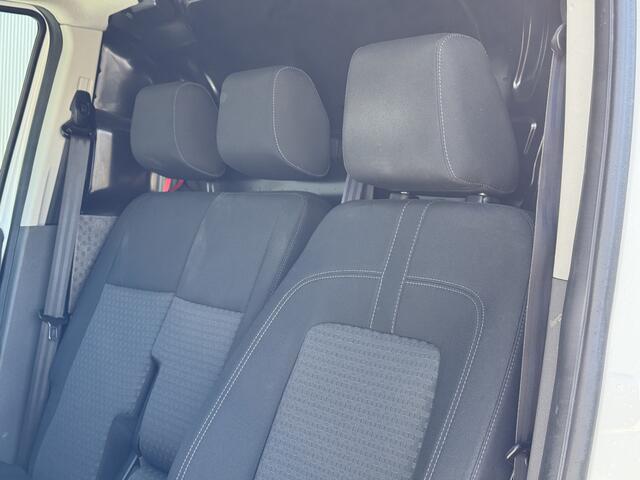 Ford TRANSIT CONNECT 1.5 EcoBlue L1 Trend | 3 zitplekken | Airco | BTW