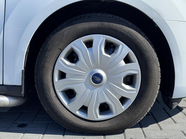 Ford TRANSIT CONNECT 1.5 EcoBlue L1 Trend | 3 zitplekken | Airco | BTW