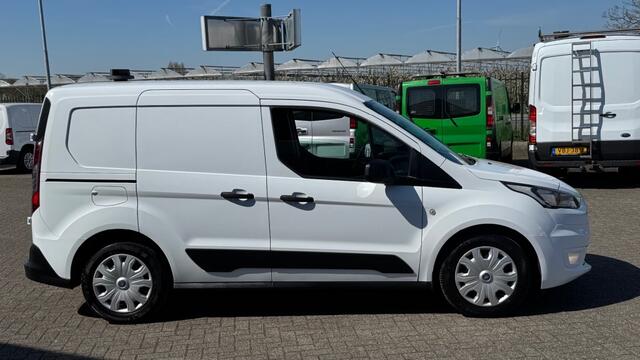 Ford TRANSIT CONNECT 1.5 TDCI 55KW 75PK EURO 6 AIRCO/ NAVIGATIE/ CAMERA/ CRUISE CONTR
