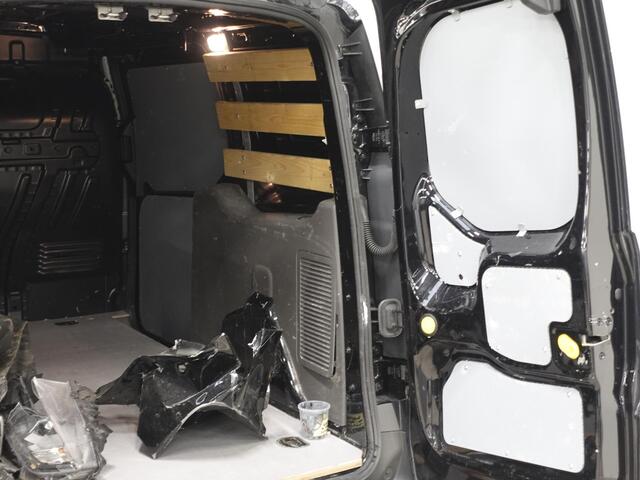 Ford TRANSIT CONNECT 1.5 EcoBlue L2 Trend Schade / Damaged Rijdbaar/ Drivable Navi Airco Parkeersensoren Camera Carplay