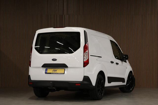 Ford TRANSIT CONNECT 1.0 Ecoboost 100 PK | CarPlay | Camera | Stoelverwarming | Trekhaak | Airco | Bluetooth | BPM Vrij | Nieuwe APK | Onderhoudsbeurt