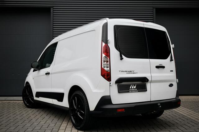 Ford TRANSIT CONNECT 1.5 EcoBlue | 3-Zitter | Navigatie | Camera | CarPlay | Cruise control | Trekhaak | Stoelverwarming | Nieuwe APK | Onderhoudsbeurt | BPM Vrij