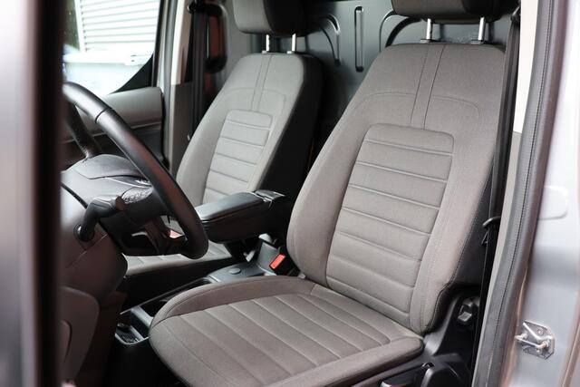 Ford TRANSIT CONNECT 1.5 EcoBlue 120 PK L2 Limited | Navigatie | CarPlay | Camera | Cruise control | Bi-Xenon | Keyless Go | Trekhaak | Betimmering | DAB | Stoelverwarming | NAP Logisch | Nieuwe APK