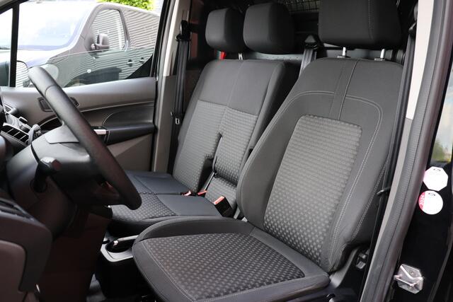 Ford TRANSIT CONNECT 1.5 EcoBlue 120 PK L2 | 3-Zitter | Camera | CarPlay | Stoelverwarming | PDC V+A | Betimmering | Airco | Nieuwe APK | Dealer onderhouden