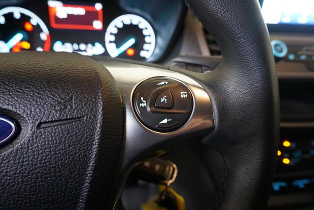 Ford TRANSIT CONNECT 1.5 L2 Trend 100 PK Navi Airco PDC A Cruise Control 3 Zits Camera DAB+