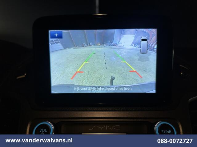 Ford TRANSIT CONNECT 1.5 EcoBlue 100pk L2H1 Euro6 Airco | Camera | Navigatie | Trekhaak | LM velgen Parkeersensoren, Bumper in de kleur, Verwarmde voorruit, Zijdeur