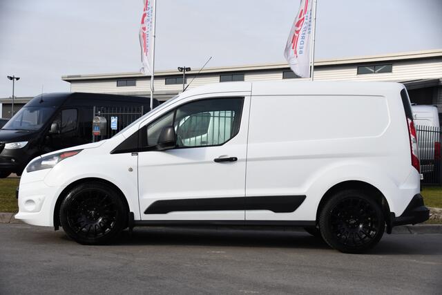 Ford TRANSIT CONNECT 1.5 TDCI L1 PB Edition Cruise, 120pk, sensoren, Stoelverwarming, Trekhaak, Automaat, 3 zits, Airco, Uniek!