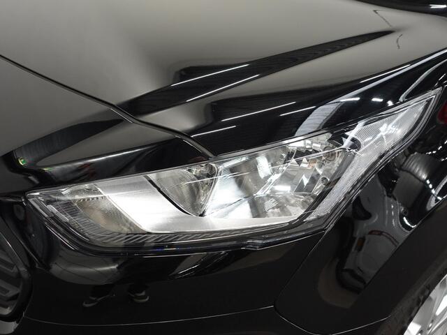 Ford TRANSIT CONNECT 100pk Automaat L2 Trend | Navigatie | Airco | Cruise Control | Camera | 3 zits