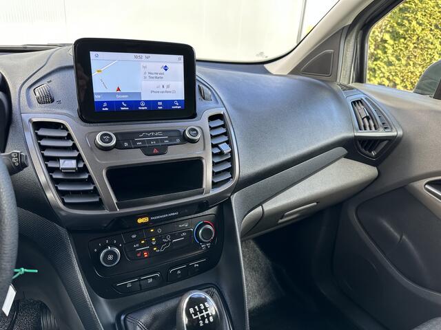 Ford TRANSIT CONNECT 1.5 EcoBlue 100 PK / L2H1 / UNIEK !! 5.324 KM !! / 3 ZITS / CAMERA / AIRCO / NAVI / STOELVERWARMING