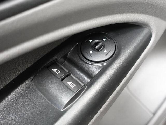 Ford TRANSIT CONNECT 1.5 EcoBlue Automaat L2 Trend | Navigatie | Airco | Parkeer sensoren achter | Cruise Control | 3Zits | Camera | DAB+