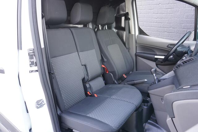 Ford TRANSIT CONNECT 1.5 EcoBlue 100PK EURO 6 - Airco - Navi - Cruise - ¤9.900,- Excl.
