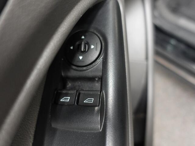 Ford TRANSIT CONNECT 1.5 Automaat L2 Trend Navigatie Airco Parkeersensoren Cruise Control Camera