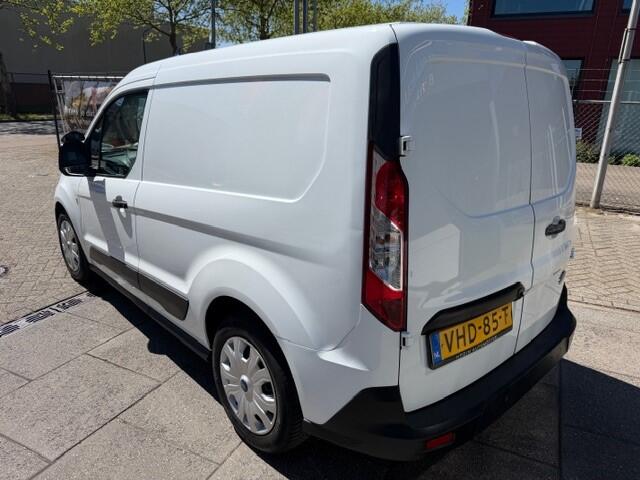 Ford TRANSIT CONNECT 1.5 EcoBlue L1 Trend AIRCO I NAVIGATIE I CAMERA I 1e EIGENAAR I NW DISTRIBUTIE I COMPETE ONDERHOUDSHISTORIE