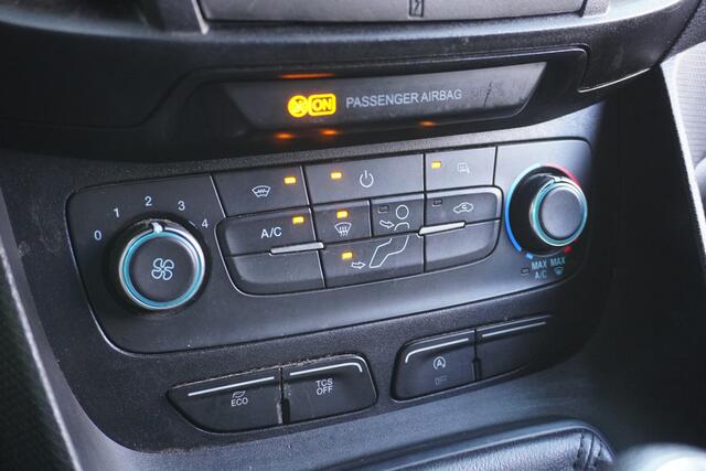 Ford TRANSIT CONNECT 1.5 EcoBlue 100PK - EURO 6 - Airco - Cruise - Trekhaak - ¤ 8.950,- Excl.