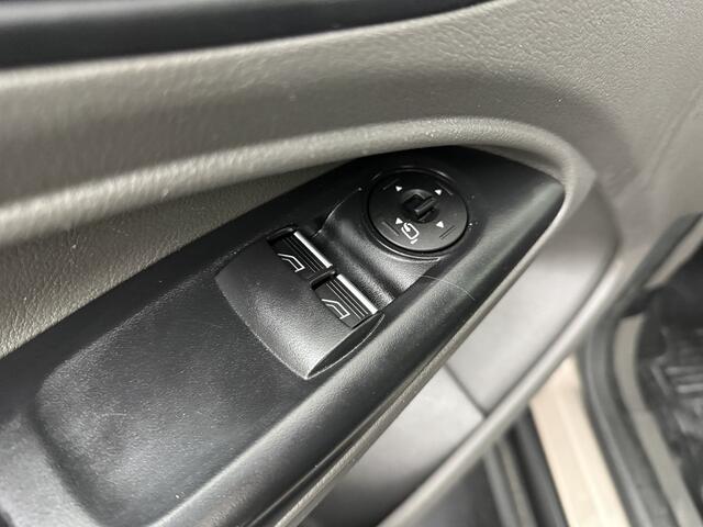 Ford TRANSIT CONNECT 1.5EcoBlue 120PK Automaat | 3-Zits | Navigatie | Camera | Trekhaak