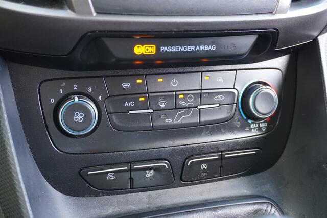 Ford TRANSIT CONNECT 1.5 EcoBlue 100PK L2 EURO 6 - Airco - Cruise - Camera - ¤10.900,- Excl.