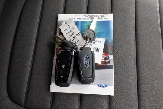 Ford TRANSIT CONNECT 1.5 EcoBlue 100pk L2 Limited Airco/Navi/Camera 12-2022