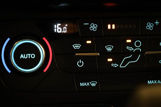 Ford TRANSIT CONNECT 1.5 EcoBlue L1 Trend | ROLSTOEL AUTOLIFT | MARGE | CLIMA | CRUISE CONTROL | NAVIGATIE | CAMERA