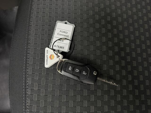 Ford TRANSIT CONNECT 100Pk Lang Business Benzine