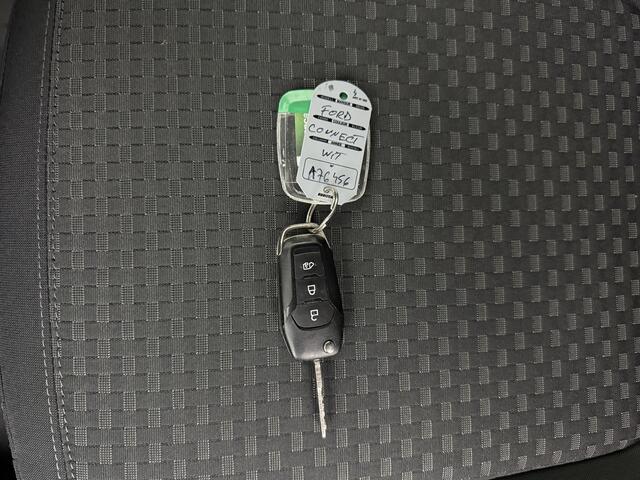 Ford TRANSIT CONNECT 100Pk Lang Business Benzine | Airco | Cruise | Betimmering