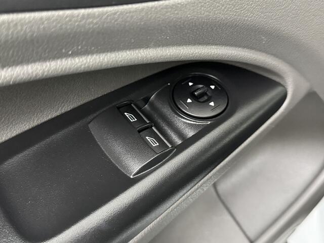Ford TRANSIT CONNECT 100Pk Lang Business Benzine | Airco | Cruise | Betimmering