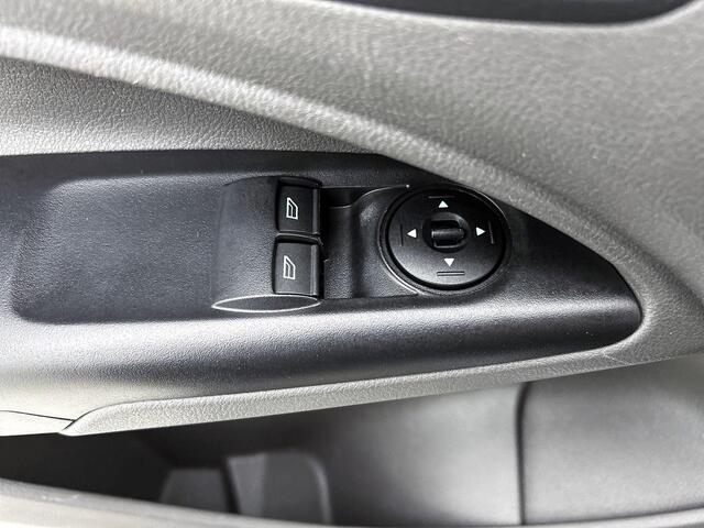 Ford TRANSIT CONNECT 1.5 EcoBlue Automaat L2 Trend Navigatie Airco Parkeersensoren Cruise Control Camera