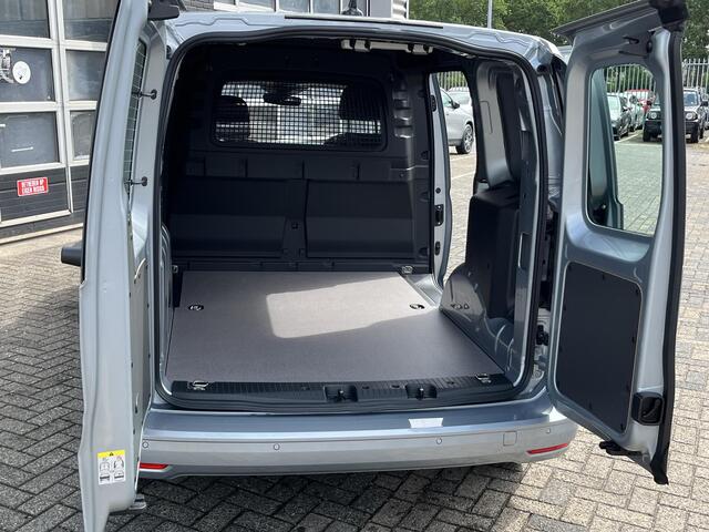 Ford TRANSIT CONNECT 1.5 EcoBoost PHEV L1 Limited 150pk! Adaptieve verlichting, Dubbele Zijschuifdeur, AGR Stoel, Stuurverwarming, Adaptieve cruise control, Achteruitrijcamera!
