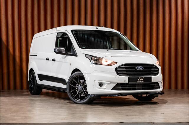 Ford TRANSIT CONNECT 1.5 EcoBlue 120 PK L2 | CarPlay | Camera | Navigatie | Stoelverwarming | DAB | MF Stuur | Euro 6 | Nieuwe APK