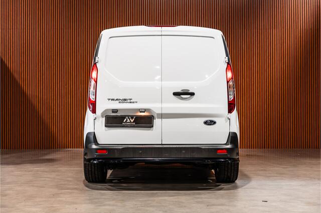 Ford TRANSIT CONNECT 1.5 EcoBlue 120 PK L2 | CarPlay | Camera | Navigatie | Stoelverwarming | DAB | MF Stuur | Euro 6 | Nieuwe APK