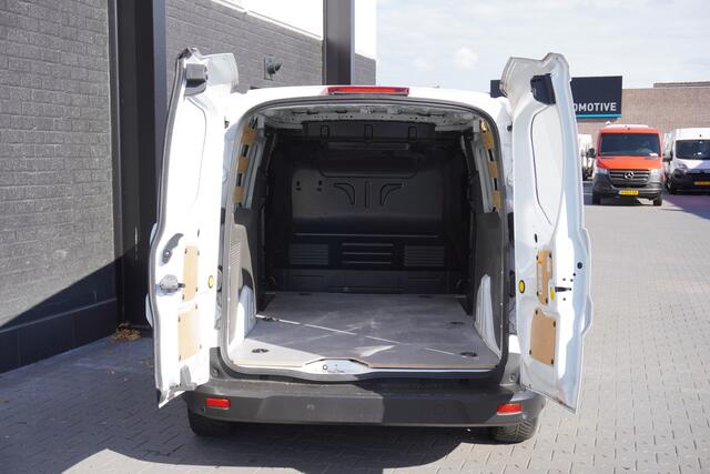 Ford TRANSIT CONNECT 1.5 EcoBlue 100PK L2 EURO 6 - Airco - Navi - Cruise - ¤ 12.950,- Excl.
