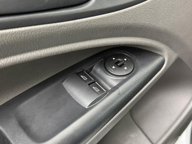Ford TRANSIT CONNECT | Navigatie | Camera | Airco | Trekhaak