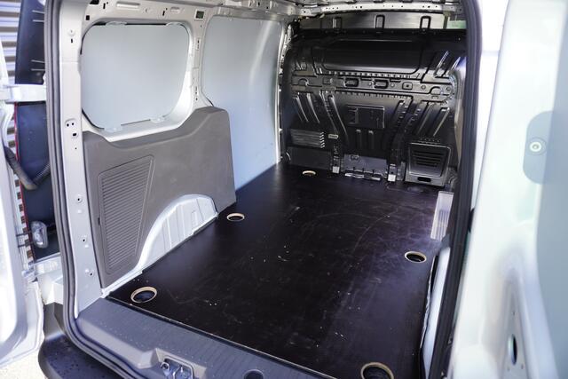 Ford TRANSIT CONNECT 100pk L2 Trend Trekhaak Camera Navigatie 3-Zits Airco Apple Carplay