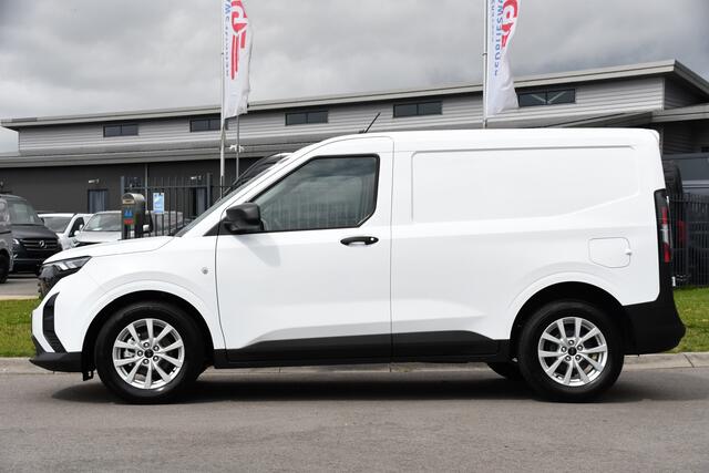 Ford TRANSIT COURIER 1.5 EcoBlue PB Edition Virtual, Camera, Cruise, Carplay, 100pk, Led, Multimedia, Trekhaak, Sensoren, Uniek!