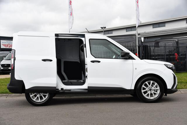 Ford TRANSIT COURIER 1.5 EcoBlue PB Edition Virtual, Camera, Cruise, Carplay, 100pk, Led, Multimedia, Trekhaak, Sensoren, Uniek!