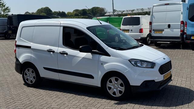 Ford TRANSIT COURIER 1.5 TDCI 55KW 75PK EURO 6 AIRCO/ NAVIGATIE/ CRUISE CONTROL/ 100% DEALERONDERHOUDEN
