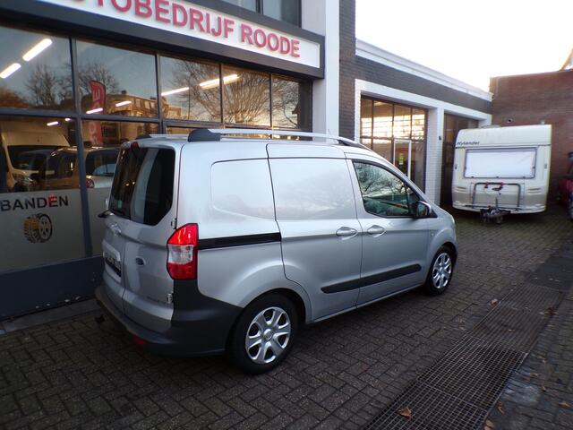 Ford TRANSIT COURIER 1.5 TDCI Economy Edition ZEER MOOI,AIRCO,NAVI,PDC,TREKHAAK !!!