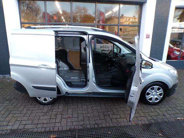 Ford TRANSIT COURIER 1.5 TDCI Economy Edition ZEER MOOI,AIRCO,NAVI,PDC,TREKHAAK !!!