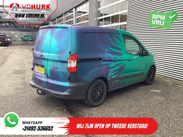 Ford TRANSIT COURIER 1.5 TDCI Trend BPM VRIJ! NL Auto/ 2xSchuifdeur/ Climate/ Trekhaak/ Betimmerd