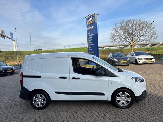 Ford TRANSIT COURIER 1.0 TREND 100PK AIRCO SCHUIFDEUR