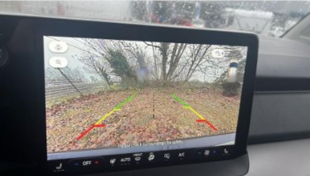 Ford TRANSIT COURIER E-Transit Trend 54 kWh Zijschuifdeur, Apple carplay, airco