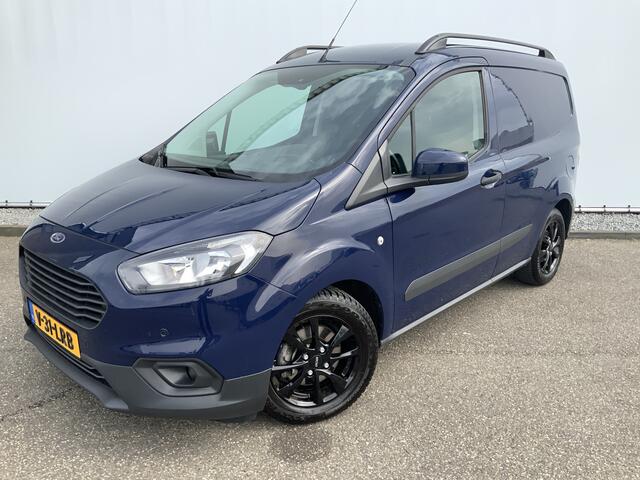 Ford TRANSIT COURIER 1.0 Limited EcoBoost S&S BENZINE Airco Cruise Navi Trekhaak 850 kg Alu Velg Euro 6