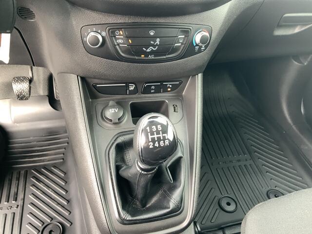 Ford TRANSIT COURIER 1.0 Limited EcoBoost S&S BENZINE Airco Cruise Navi Trekhaak 850 kg Alu Velg Euro 6