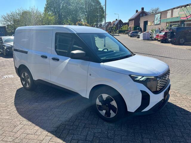 Ford TRANSIT COURIER E-Transit Trend 44 kWh Fab.gar. t/m 10-2031