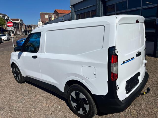 Ford TRANSIT COURIER E-Transit Trend 44 kWh Fab.gar. t/m 10-2031