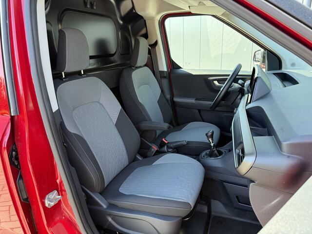 Ford TRANSIT COURIER 1.5 LIMITED EcoBlue / **2.852 KM!!** / CAMERA / ECC / ADAPTIVE CRUISE / STOELVERW