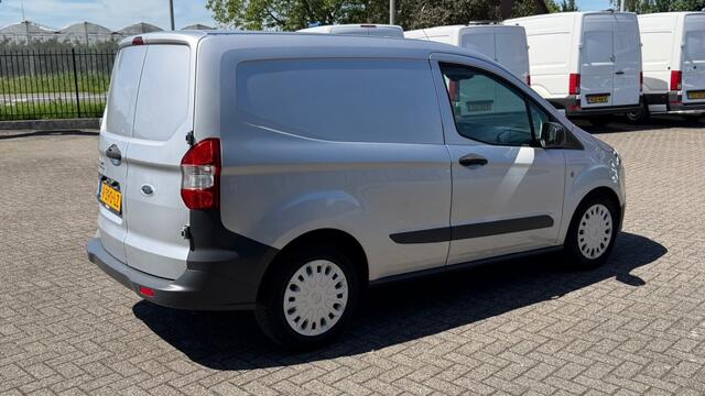 Ford TRANSIT COURIER 1.5 TDCI 55KW 75PK EURO 6 AIRCO/ NAVIGATIE/ 100% DEALERONDERHOUDEN