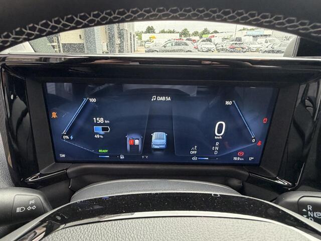 Ford TRANSIT COURIER E-Transit Limited 46 kWh | Driver Assistance Pack | Trekhaak | Apple Carplay | Android Auto |