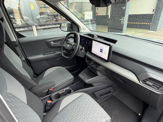 Ford TRANSIT COURIER E-Transit Limited 46 kWh | Driver Assistance Pack | Trekhaak | Apple Carplay | Android Auto |
